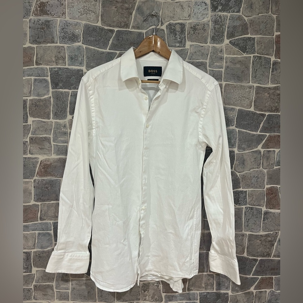 White Hugo Boss Dress Shirt in 16.5/42